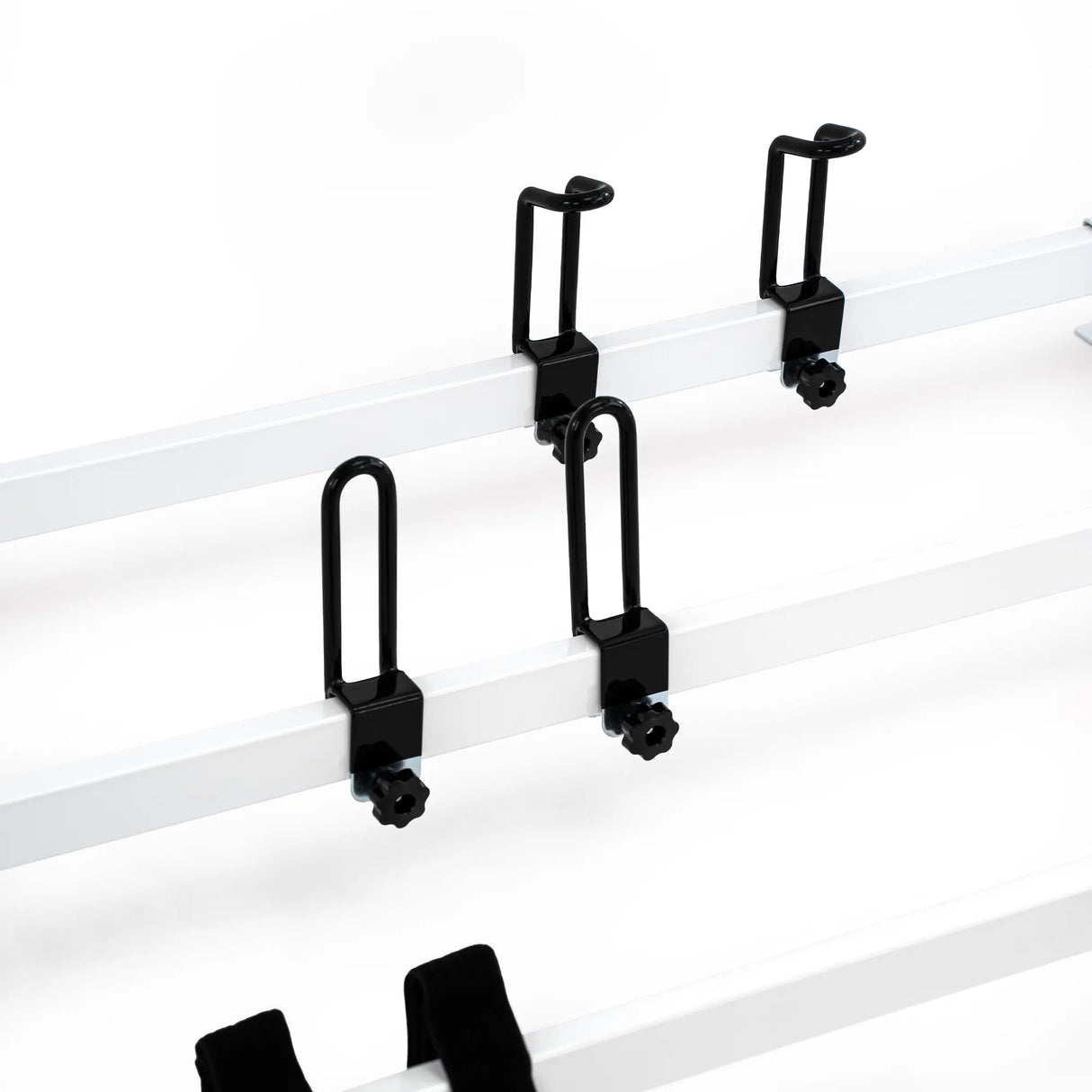 Rack with Rear Cargo Roller for Mercedes-Benz Metris-4